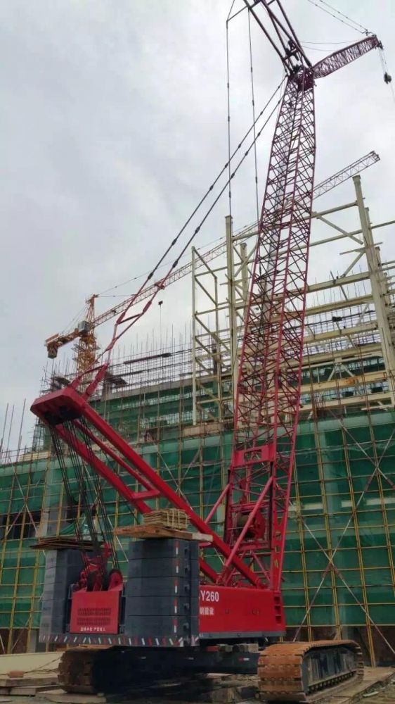[出租] 中联重科 QUY260 260吨