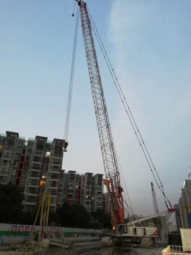 [出租] 中联重科 QUY260 260吨