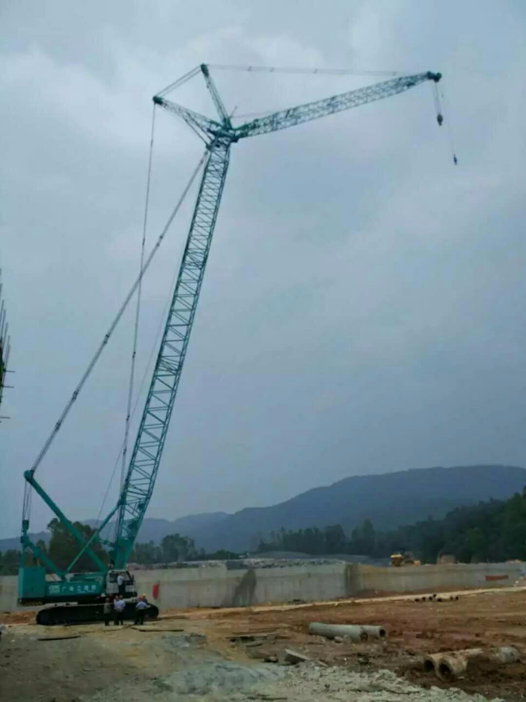 [出租] 神钢 CKE2500 250吨