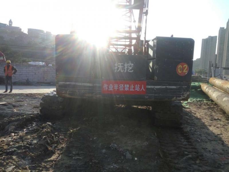 [出租]抚挖重工-QUY50-50吨