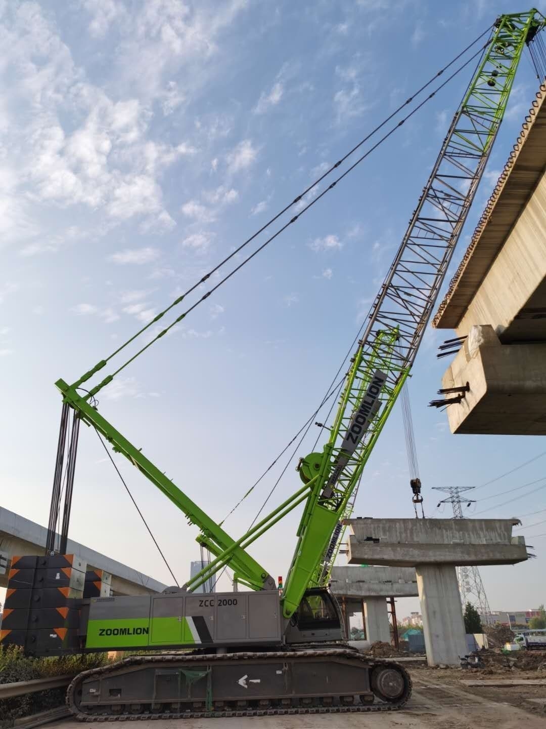 [出租] 中联重科 ZCC2000 200吨