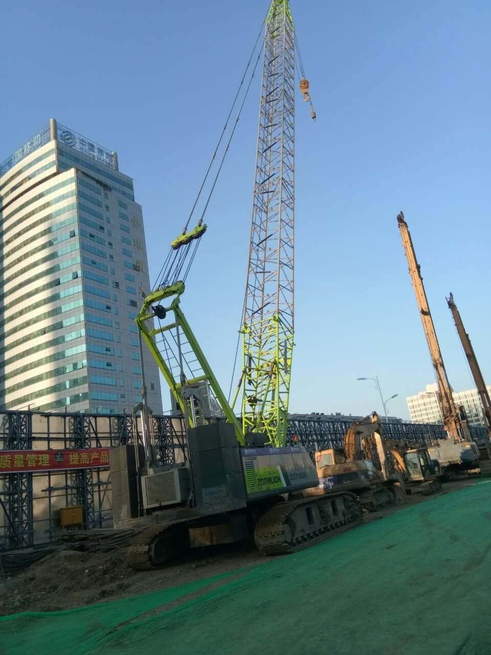 [出租] 中联重科 ZCC1000H 100吨