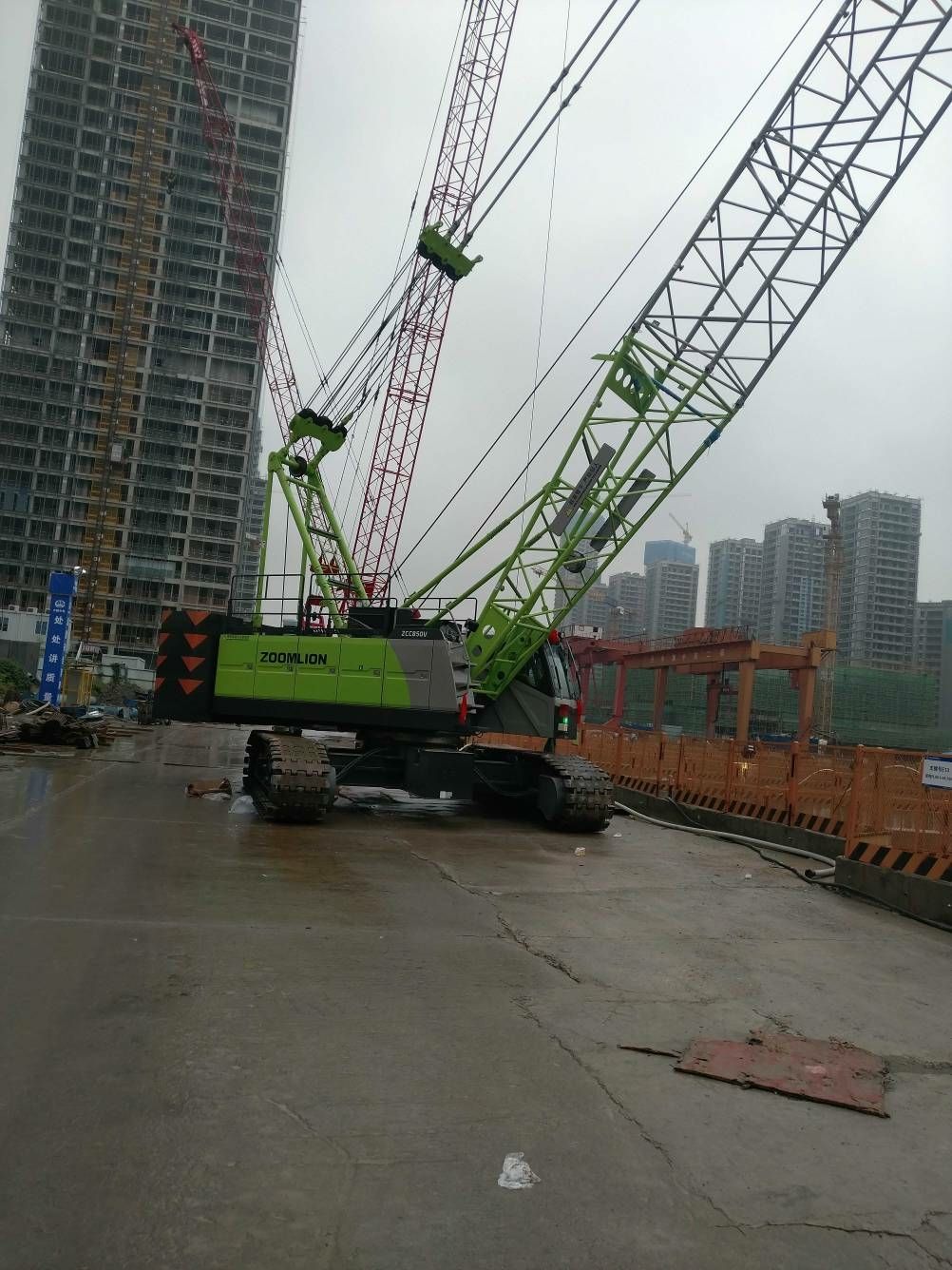 [出租] 中联重科 ZCC850H 85吨